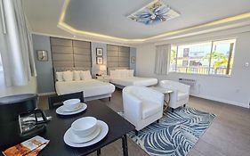 Island House Resort Hotel